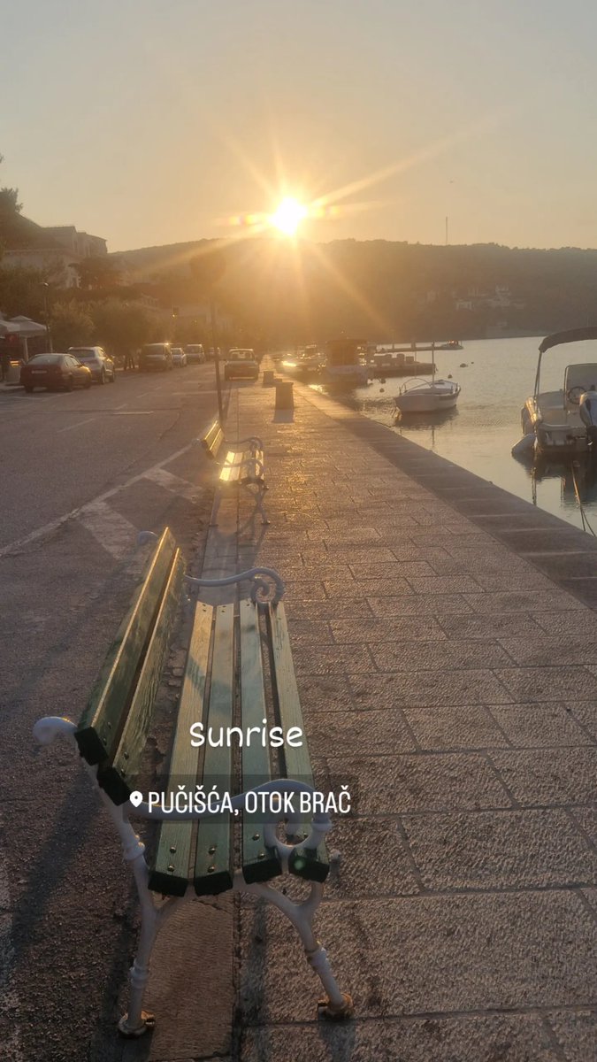 reano72's tweet image. Great early morning views 
#Brač