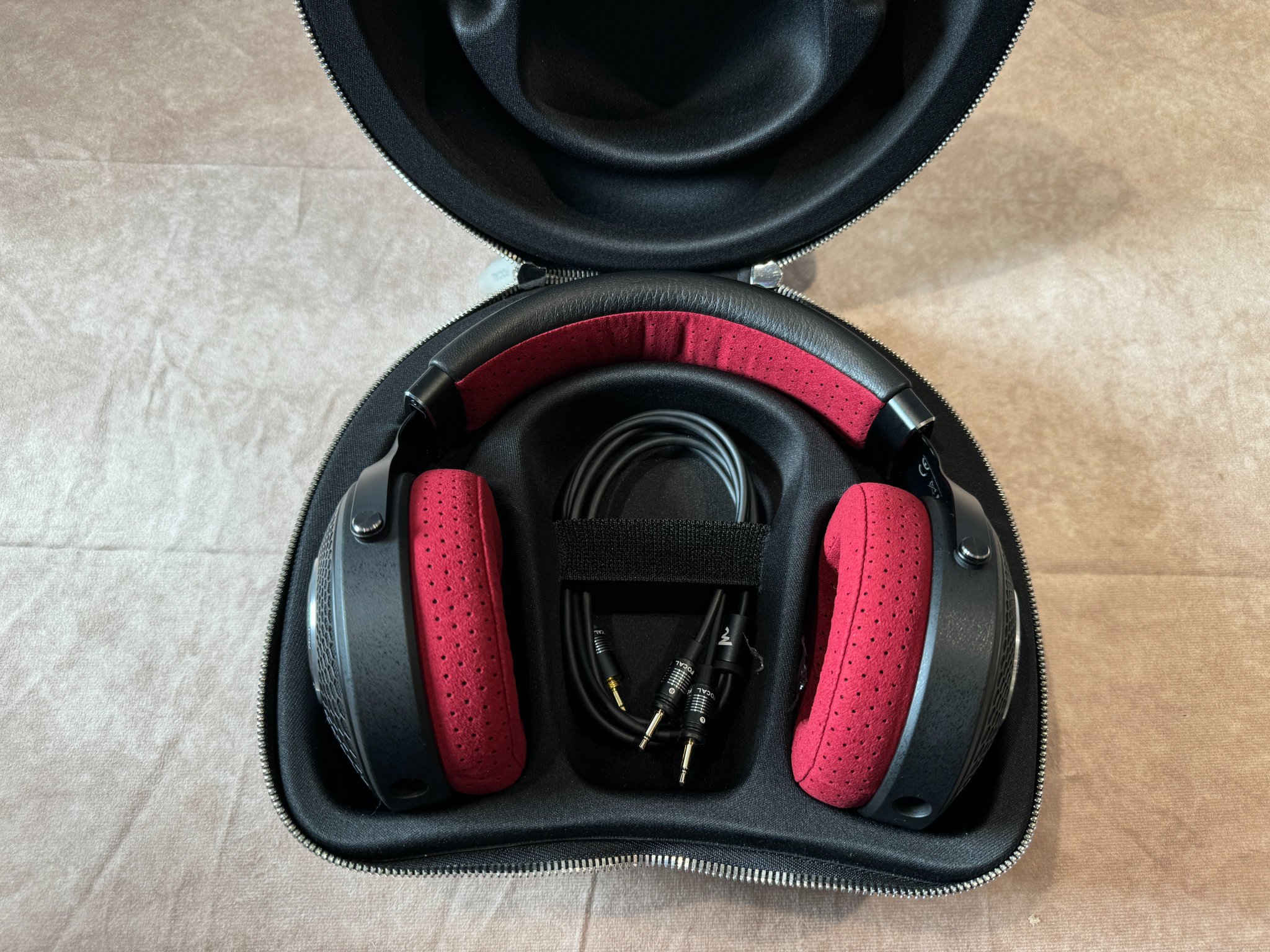 Focal Clear MG Pro モニターヘッドフォン 島村楽器 名古屋パルコ店 on 