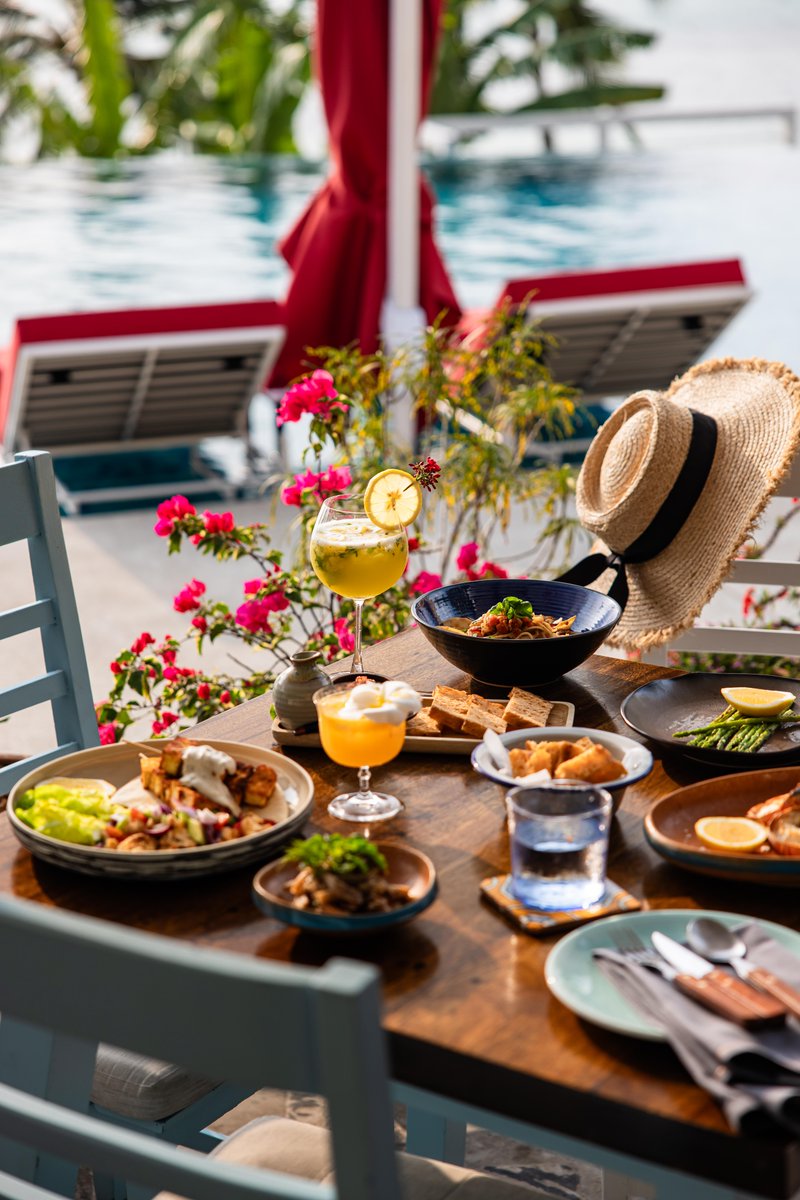 Indulge in the flavors of Mediterranean cuisine at Azure Bar &amp; Grill, where our chefs craft delectable dishes with fresh, organic ingredients from the on-site Iris Farm.

📸 kelseyinlondon

#StayInspired #ConradKohSamui #MediterraneanLunch