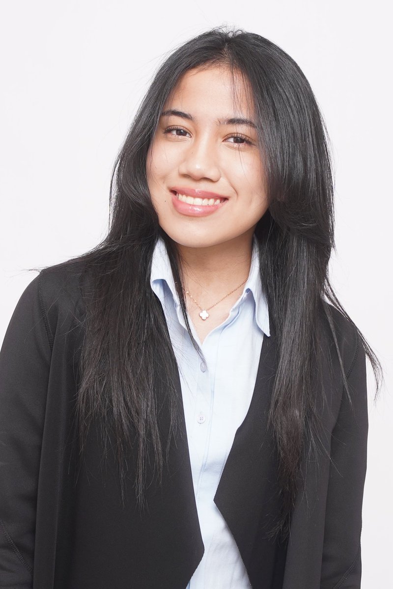 ejejcaa's tweet image. suda siap jadi pramuda!!😝