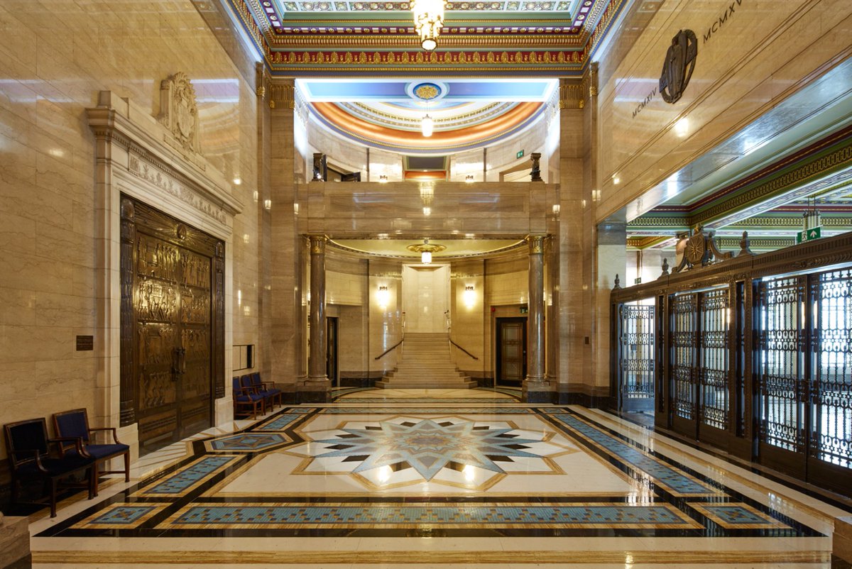 The current version of Freemasons' Hall was financed by the Masonic Million Memorial Fund👏🕍

It remains one of the rare surviving Art Deco masterpieces in the United Kingdom, and attracts over 20,000 annual visitors 💫

⏩🔗ugle.org.uk/freemasons-hal…

#Freemasons