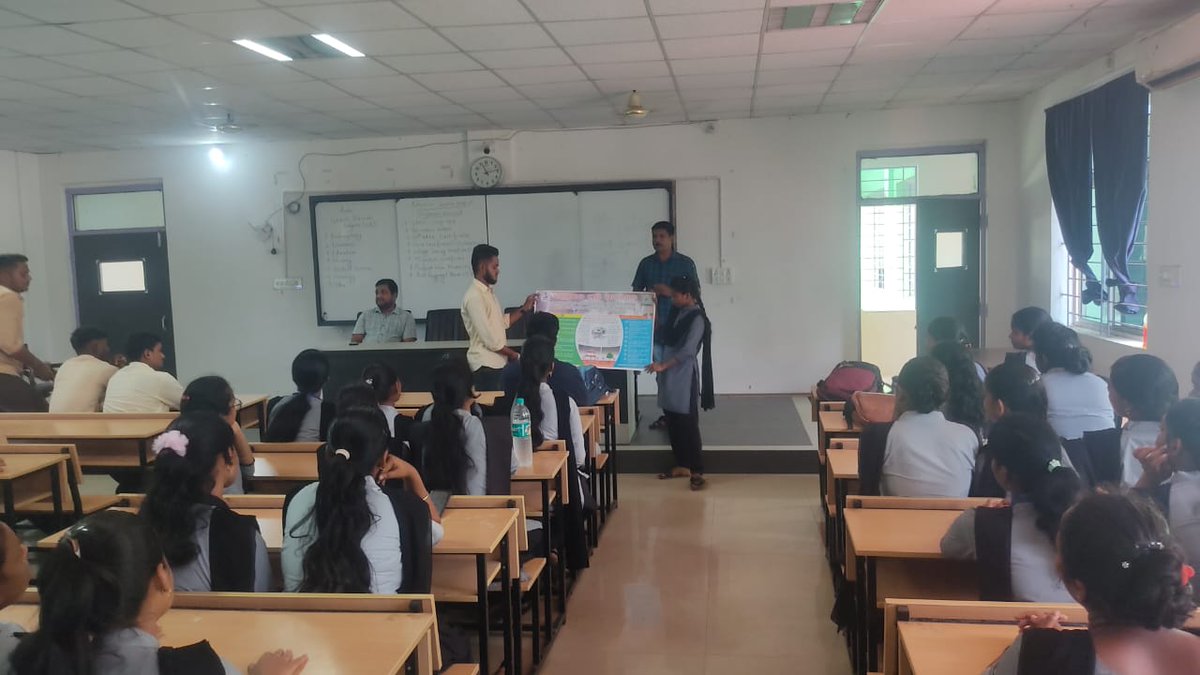 deoc_deogarh's tweet photo. Awareness through IEC material (Poster on lightning) to the students of Model Degree College Deogarh on Lightning and disaster Management. https://t.co/VVZ5mhprIX