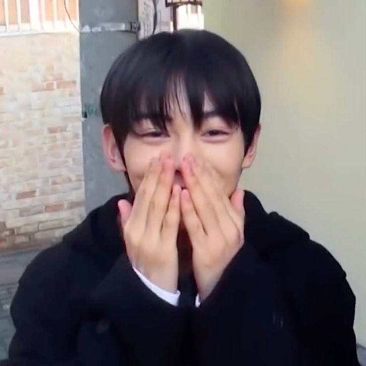 hanjinspaww's tweet photo. akun ku beneran flop bgt?????? ayoo kita #moots ! aku mulfand but mostly #tws #fanbo #omegax #ma1 ! let's be moots and friends!!! aku ga gigit kok 😳😳😳 https://t.co/akHKiqWmPh