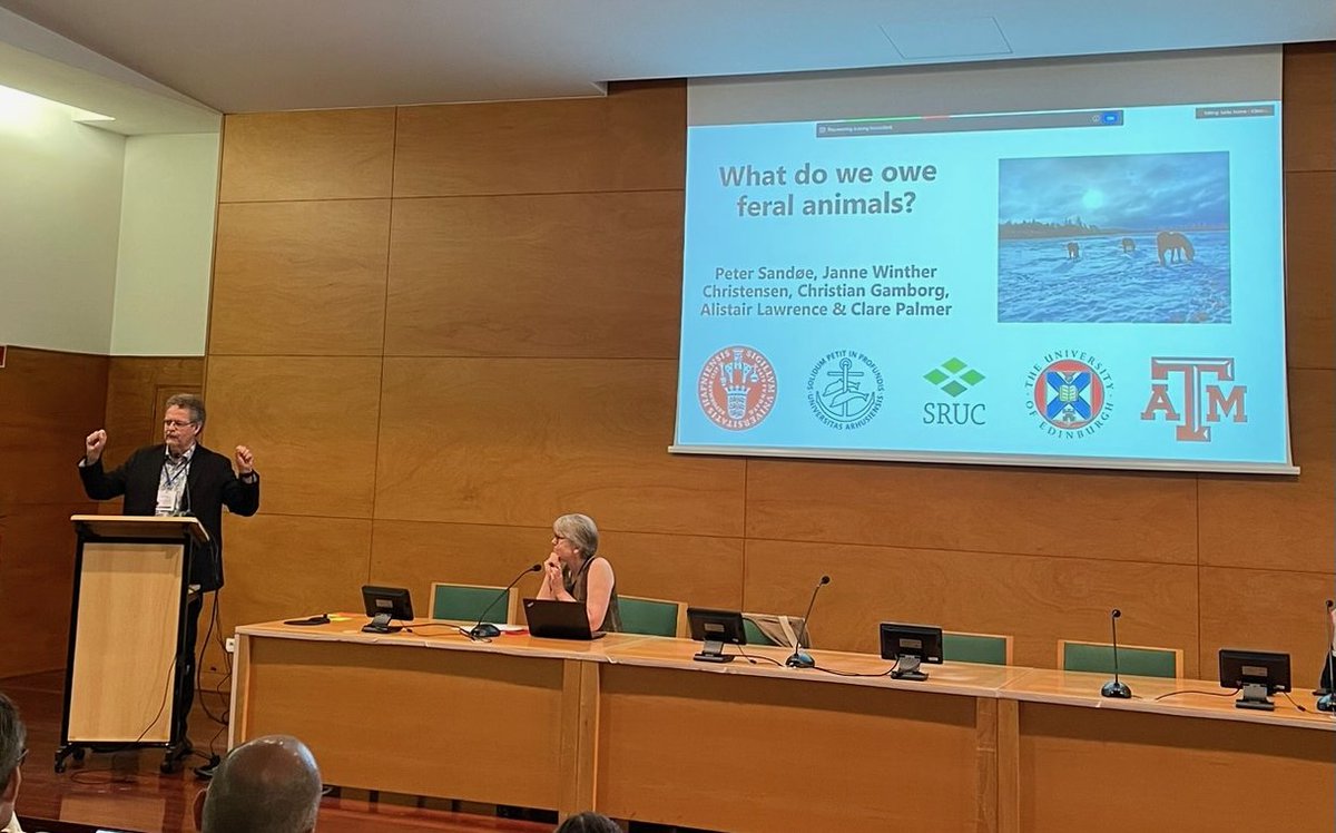 Adding to the complications of the discussion of how to treat different groups of animals at UFAW meeting by bringing in a new group: feral animal. Neither domestic, nor wild. #UFAW <a href="/UFAW_1926/">UFAW</a>