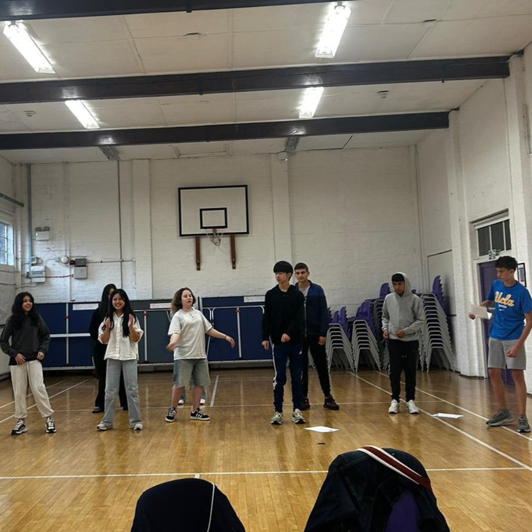 MHShortCourses's tweet photo. Lights, camera, action! Students are practising their scripts and dance moves for a performance. 

#MillHillShortCourses #MillHillSummerSchool https://t.co/n9Z5pn3rnN