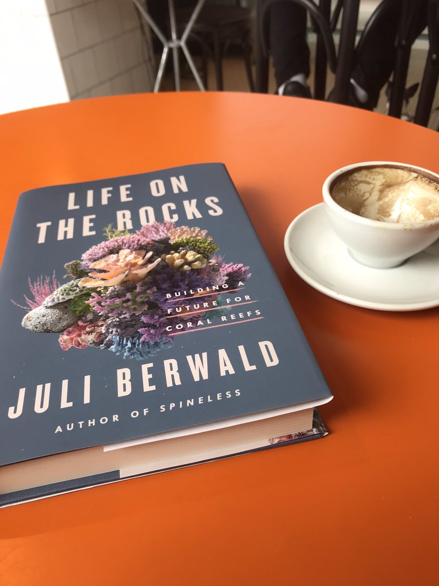 Just started reading ”Life on the rocks” by <a href="/juliberwald/">Juli Berwald</a> Looking fwd, in particular because both writing about reefs and struggling with OCD in the family is very familiar to me.