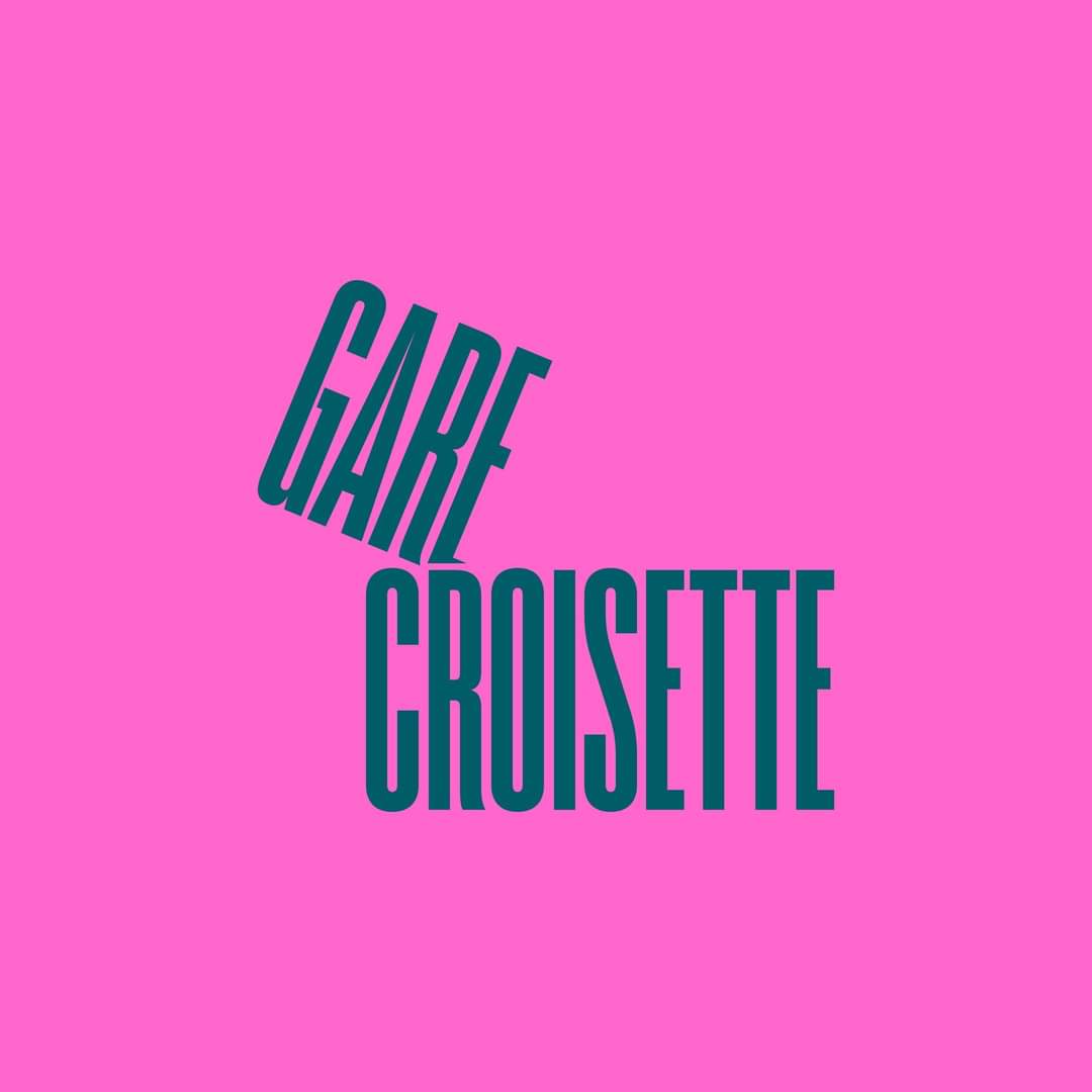radioasofficiel's tweet photo. 🔎 Zoom ce #jeudi sur #GareCroisette 🌴 Spot éphémère situé à la gare maritime de #Cannes et qui vous accueille jusqu'au 25.08 🎵🍹🍸🍴🛍️🕹️
🎙️ RDV à 8h50, 15h15 et 19h15 avec Allegra Trichard sur #RadioAS 📻 #CotedAzurFrance #AlpesMaritimes #interview #radio https://t.co/wDOAxXWhtE