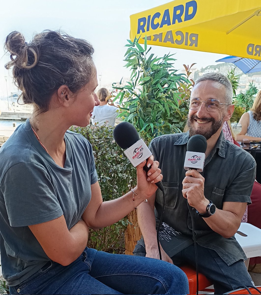 radioasofficiel's tweet photo. 🔎 Zoom ce #jeudi sur #GareCroisette 🌴 Spot éphémère situé à la gare maritime de #Cannes et qui vous accueille jusqu'au 25.08 🎵🍹🍸🍴🛍️🕹️
🎙️ RDV à 8h50, 15h15 et 19h15 avec Allegra Trichard sur #RadioAS 📻 #CotedAzurFrance #AlpesMaritimes #interview #radio https://t.co/wDOAxXWhtE