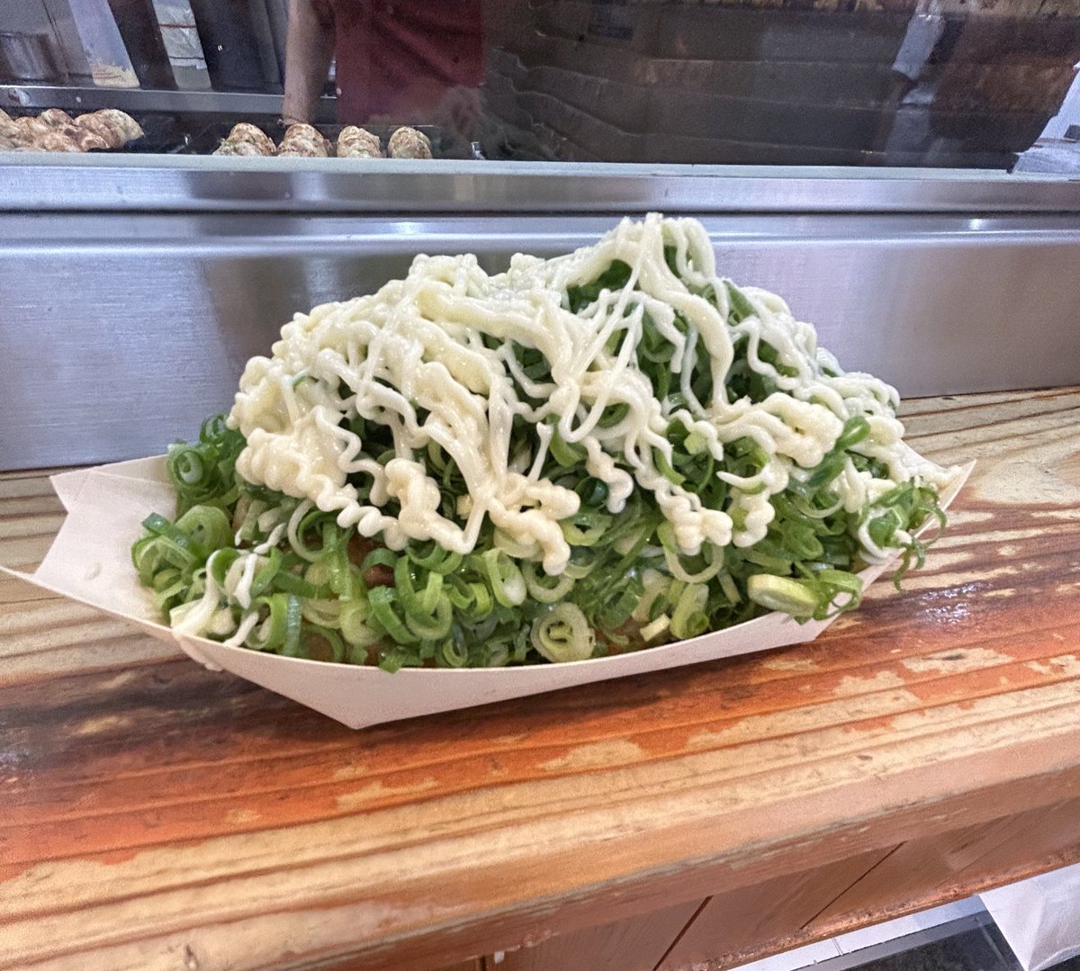 miiko_cola's tweet image. 大阪出張です🐙
大好きなたこ焼きをお昼ご飯に🐙

夜の食事会に向けて、
気合を入れて準備開始です🫶🏻✨

#はなだこ #ねぎだこ #大阪