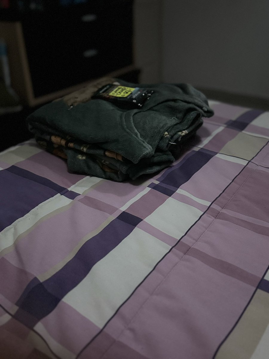 Koaarla's tweet photo. Amor es… que desde que duerme conmigo mi almohada favorita es suya, esperarlo con la pijama lista para que llegue a meterse a la cama conmigo y confirmar cada día que con él quiero compartirlo todo #yacasiessucumple #amordemivida #losdetallessiemprecuentan https://t.co/TRQClYkP5n