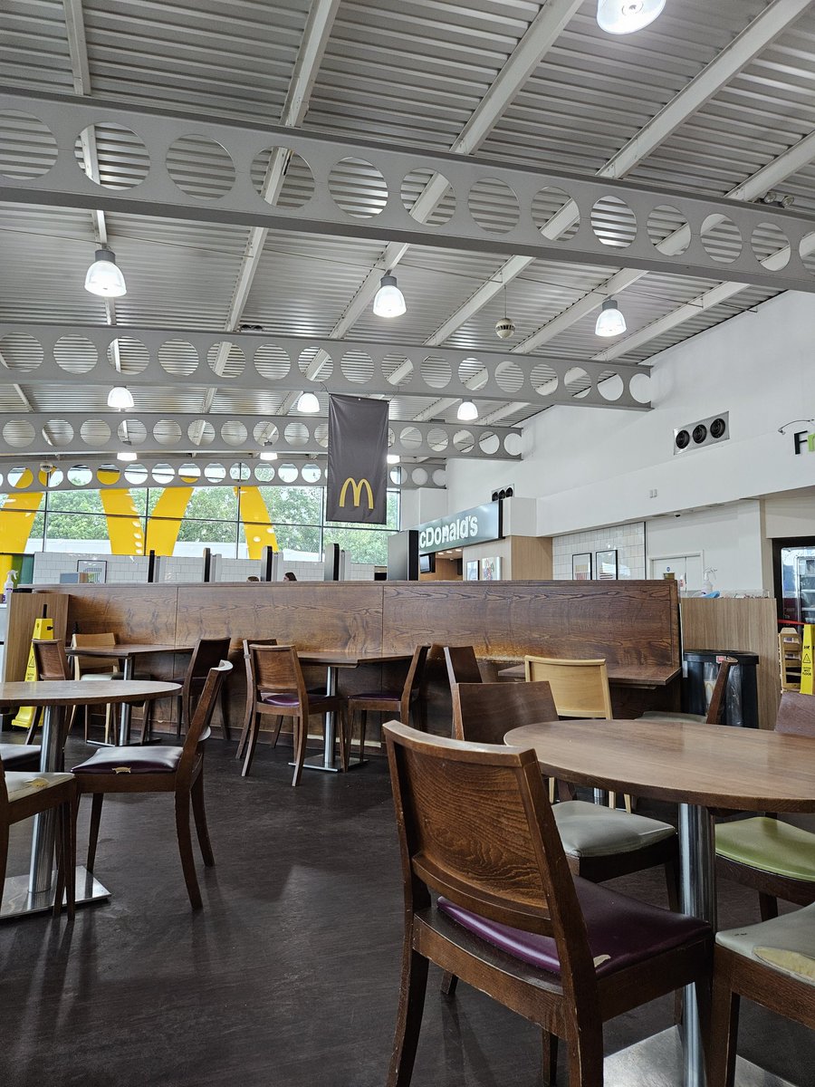 Some very excited (and tired!) students on their way to <a href="/Wimbledon/">Wimbledon</a> this morning! 🎾

First service stop calls for a refuel though!

#TeamNB
#InspiredBySport

🔵🟠🔴