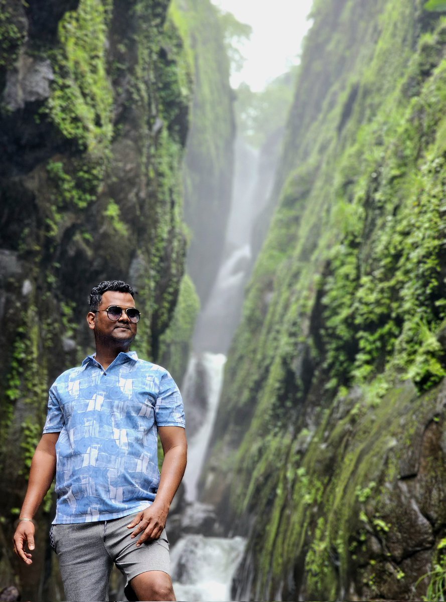akkkidgr8's tweet photo. निसर्ग रम्य कोकण...❤️
#mahad #satsadawaterfall https://t.co/2mKtE5kS07