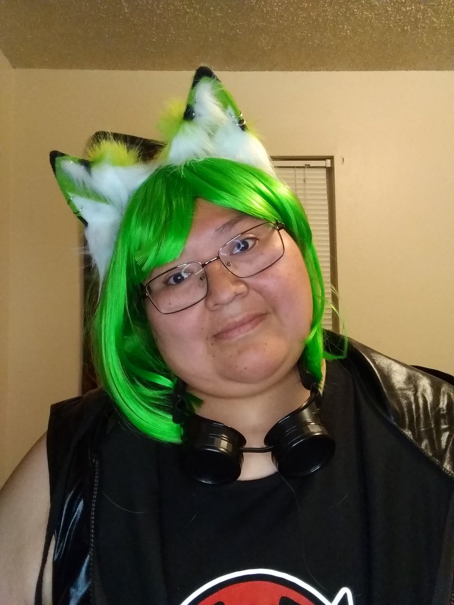 Agentkodee's tweet photo. Okay.. I need help.. Hat or Green Cat Ears.? Just trying to get ready for work. #EggmanEmpire 😁 https://t.co/AtCmovHJkz