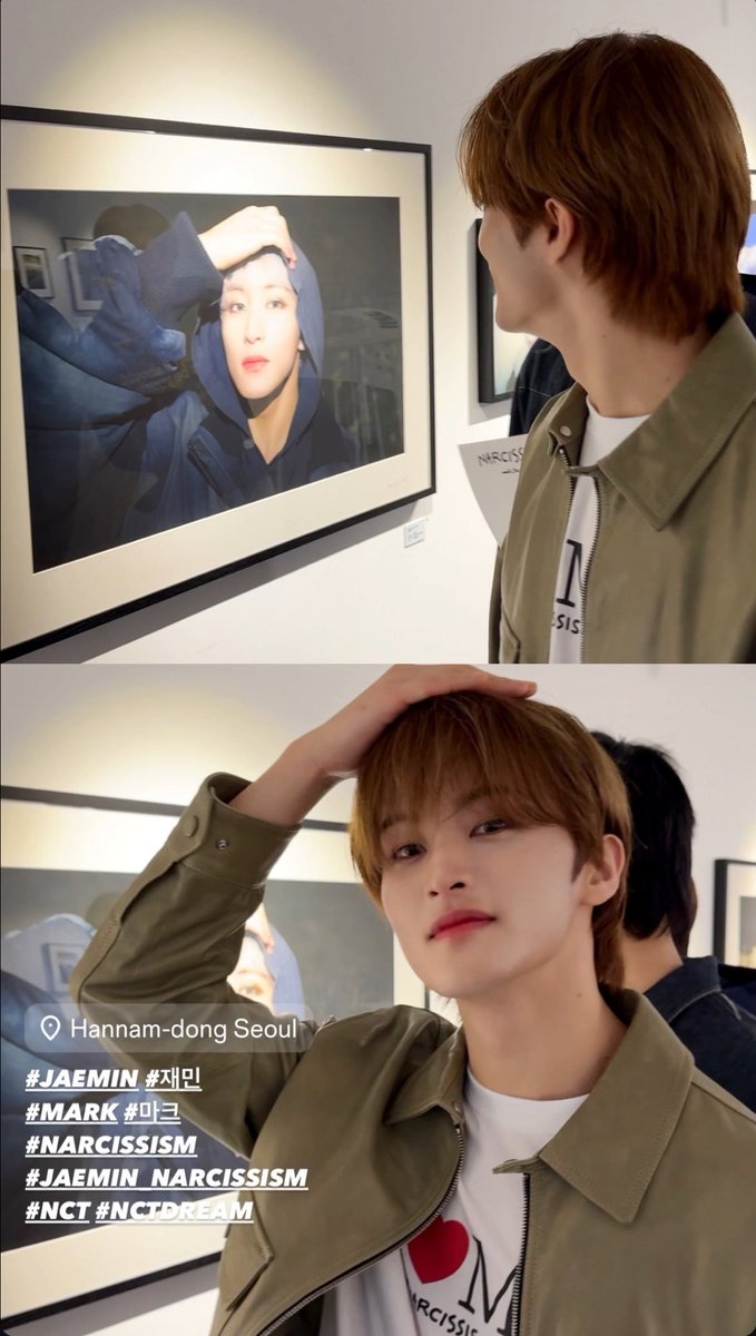 merlynsie's tweet image. มาร์คทำท่าเลียนแบบรูปตัวเองที่จัดแสดงในงาน narcissism ของแจมินอะ ㅠㅠㅠㅠ หล่อทั้งในรูปทั้งตัวจริง ละเสื้อด้านในเป็นกู้ดงานน้องด้วย