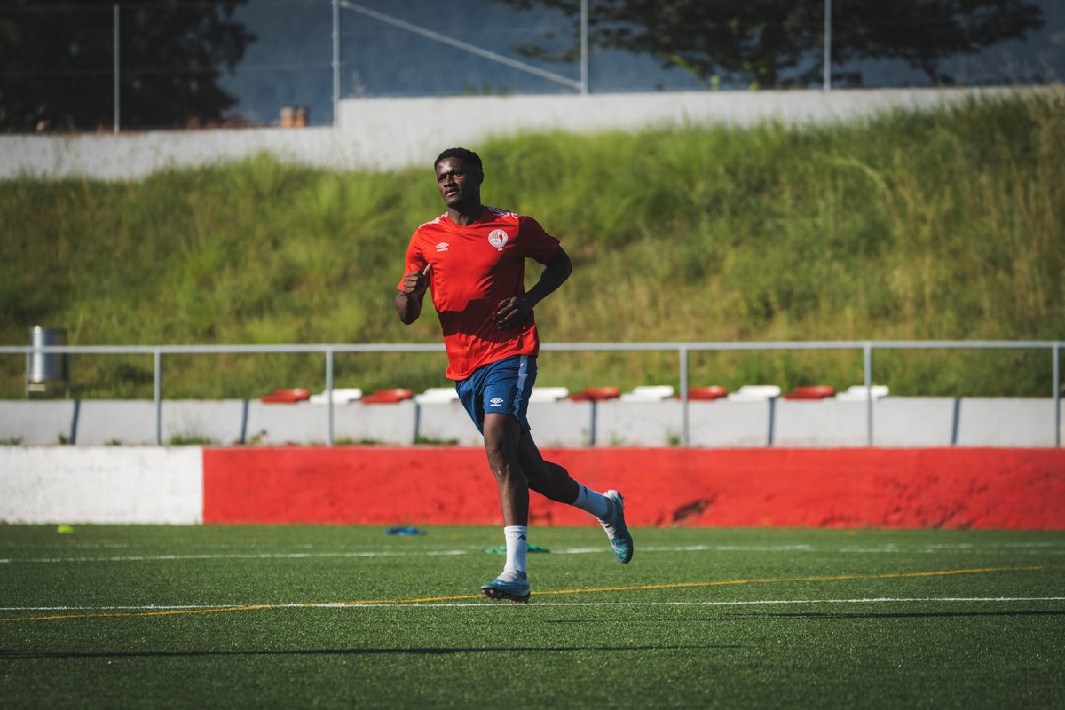 Unió Esportiva Olot tweet media