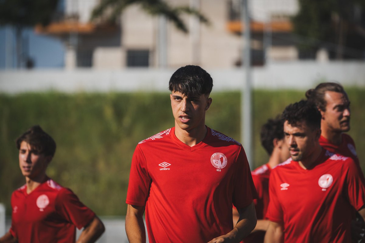 Unió Esportiva Olot tweet media