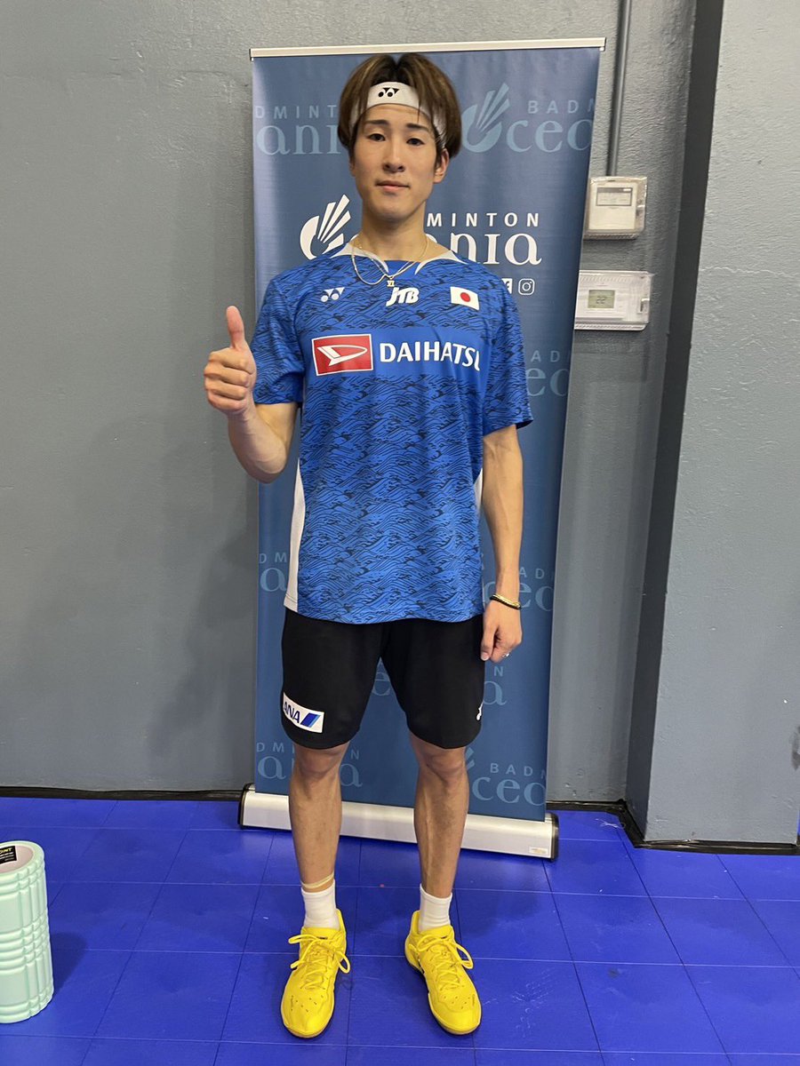 バドミントン トナミ運輸 ロンT ヨネックス Mサイズ 値下げ可