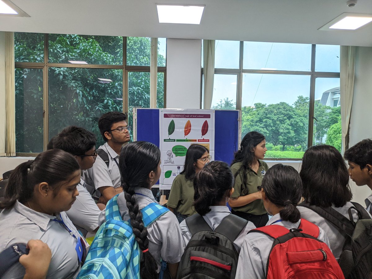 fimbiiserk's tweet photo. Understanding different aspects of biology directly from our researchers at institute open day @iiserkol .
#biologicalsciences #openday #outreach https://t.co/2suDEt8HxY