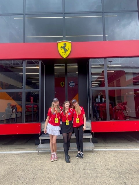 STEMRacing_UK's tweet photo. Throwback Thursday to an amazing weekend at the British GP 🏁, Silverstone 🏎️☔. 

It was a pleasure to take UK podium winners from our 2022/23 and 2023/24 National Finals into the paddock for a tour with @F1.

#TBT #ThrowbackThursday #BritishGP #Silverstone #F1inschools #F1iS https://t.co/dQsr1bwTQI