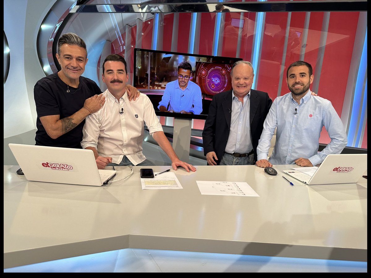 Mañana es el último programa <a href="/ElGolazoDeGol/">El Golazo De Gol</a> 
Cojo un avion y vuelo a España.
Nos vamos como vinimos ….-con mucho trabajo, mucha ilusión y con la conciencia muy tranquila.