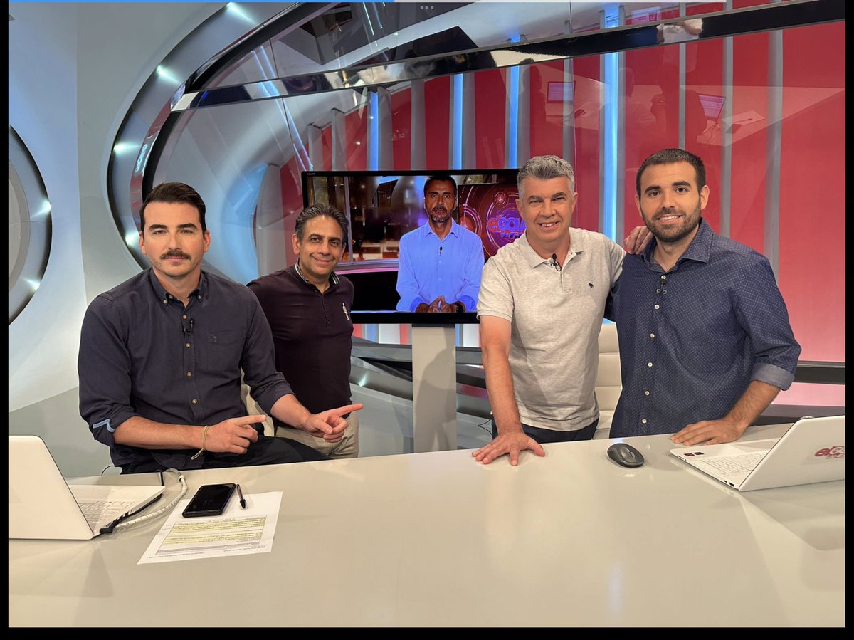 lamacope's tweet photo. Mañana es el último programa @ElGolazoDeGol 
Cojo un avion y vuelo a España.
Nos vamos como vinimos ….-con mucho trabajo, mucha ilusión y con la conciencia muy tranquila. https://t.co/J8f1Gskq9S