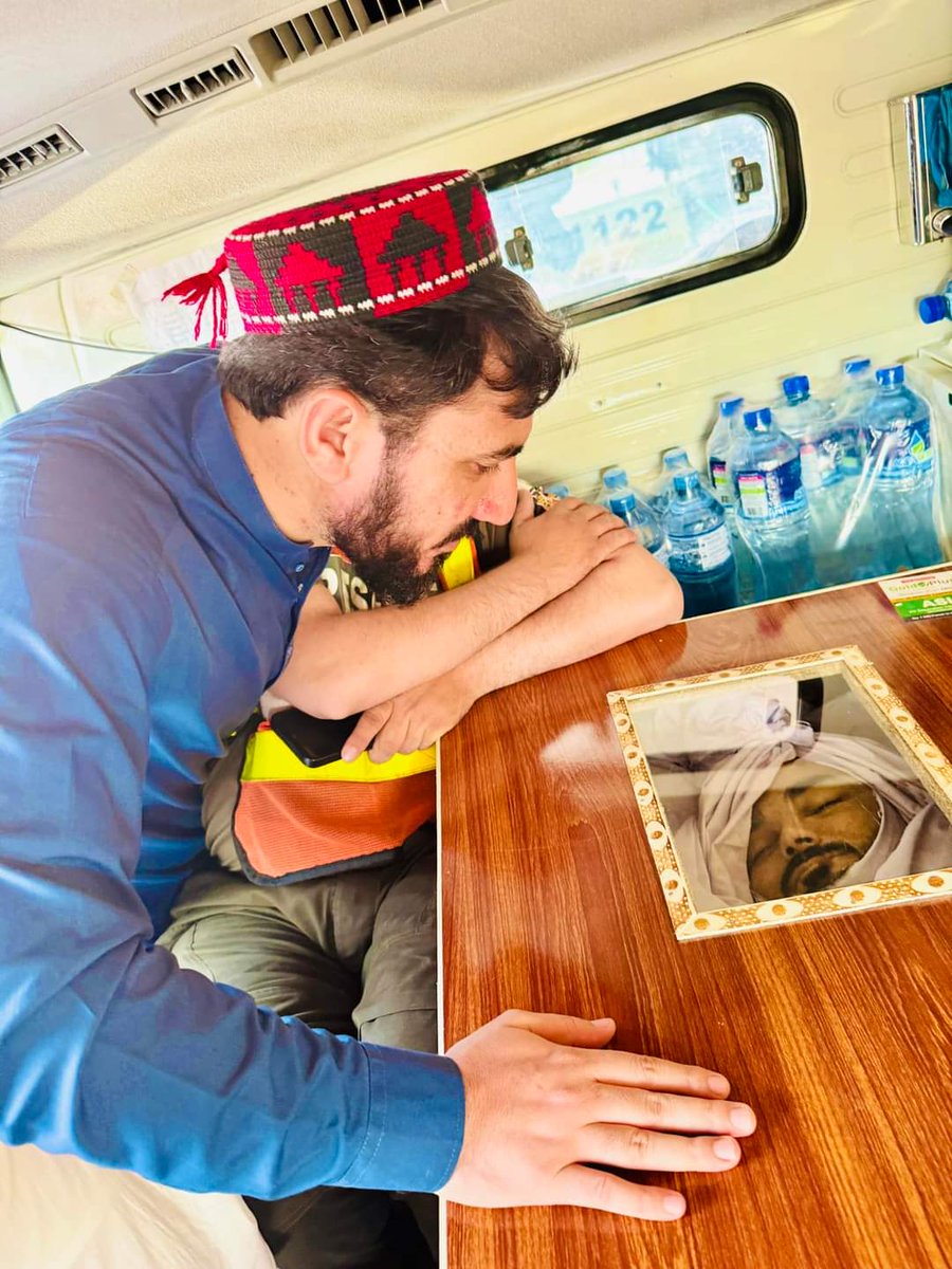 جانان يې مړ ماین يې ورته ګوری💔😭
#GilamanWazir