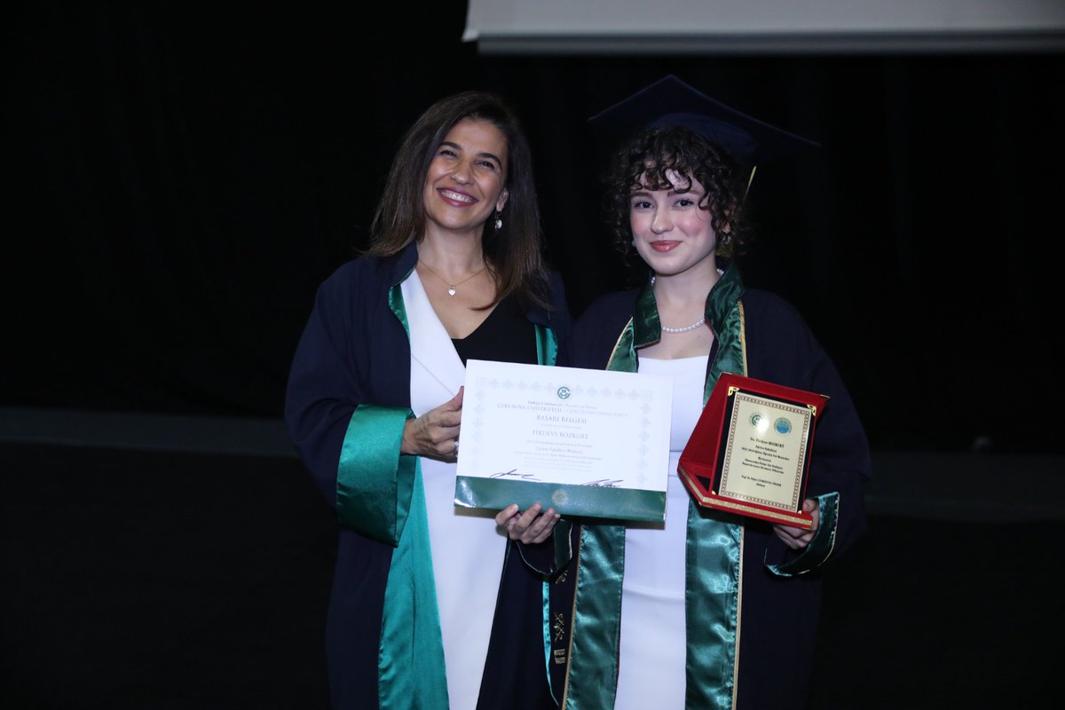 🎓 Eğitim Fakültesi mezunlarımızı geleceklerine uğurladık.
2023-2024 akademik yılı mezunlarımızı ve kıymetli ailelerini tebrik ediyoruz.👩🏻🎓👨🏻🎓

#ÇukurovaÜniversitesi
#EğitimFakültesi
#2024mezuniyet