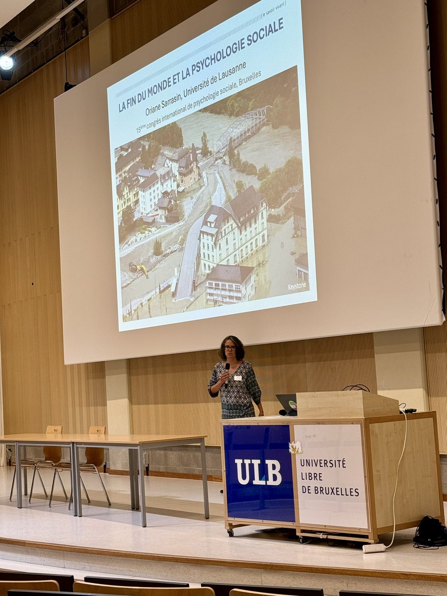 ✨C'est parti pour le #CIPS2024 !
Après les pré-conférences, on attaque par une présentation d'Oriane Sarrasin sur la fin du monde et la psychologie sociale !
<a href="/ADRIPS_comm/">ADRIPS</a> <a href="/ULBruxelles/">Université libre de Bruxelles</a>