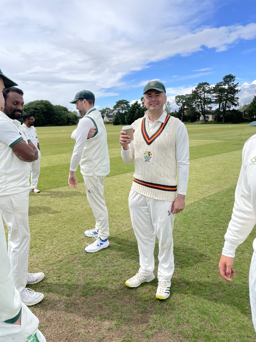 Frustrating weekend: 2nd XI at <a href="/MordenCC/">Morden Cricket Club</a> abandoned without a ball bowled, same for Sunday vs <a href="/chipscricket/">ChipsteadCricket</a>. A reduced game vs <a href="/hooksouthboro/">Hook & Southborough</a> on Saturday saw a 7 wkt stroll for the 1s, &amp; back to back wins. Skipper Owen taking the field with a warm cuppa sums up the conditions!