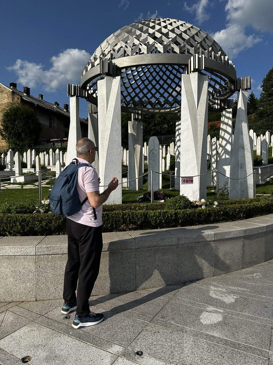 sinbay25's tweet photo. Batının hiçbir zaman uygar olmadığını,bugünkü refahını devam eden sömürgeciliği,döktüğü kan,akıttığı gözyaşı ve çektirdiği acılar üzerine kurduğunu UNUTMADIK,UNUTMAYACAĞIZ Bilge KRAL https://t.co/AFAGDT0trr