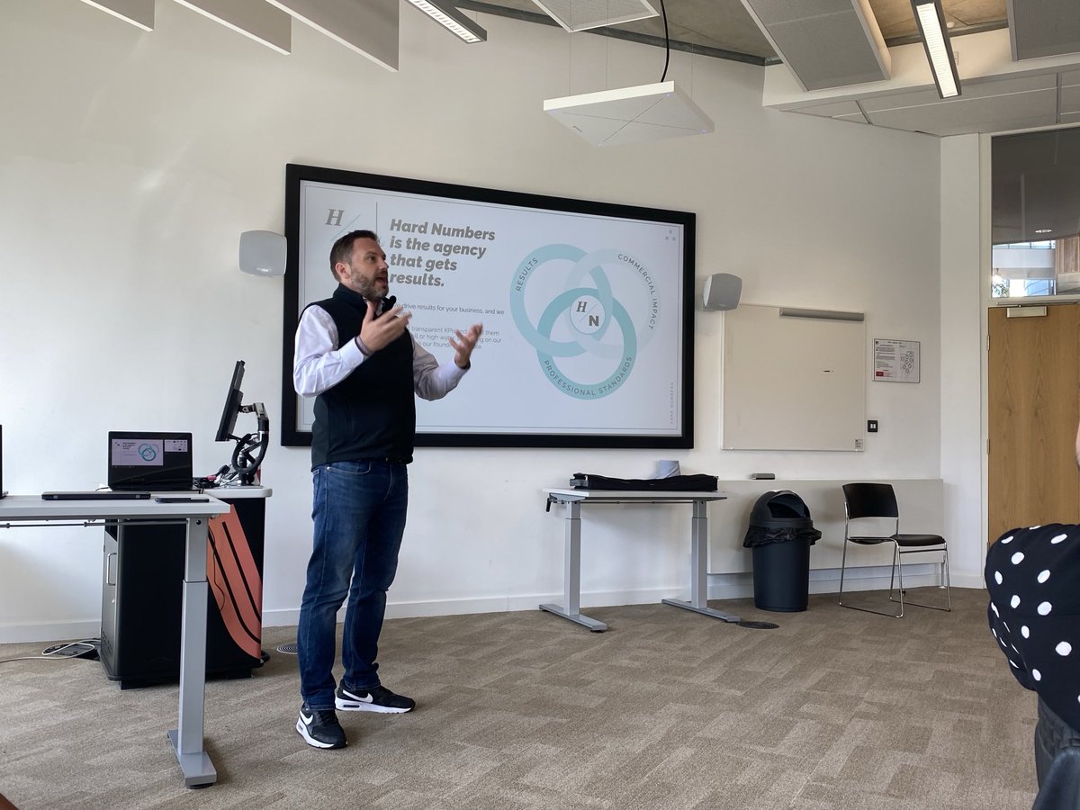 Prof Dinusha Mendis tweet media