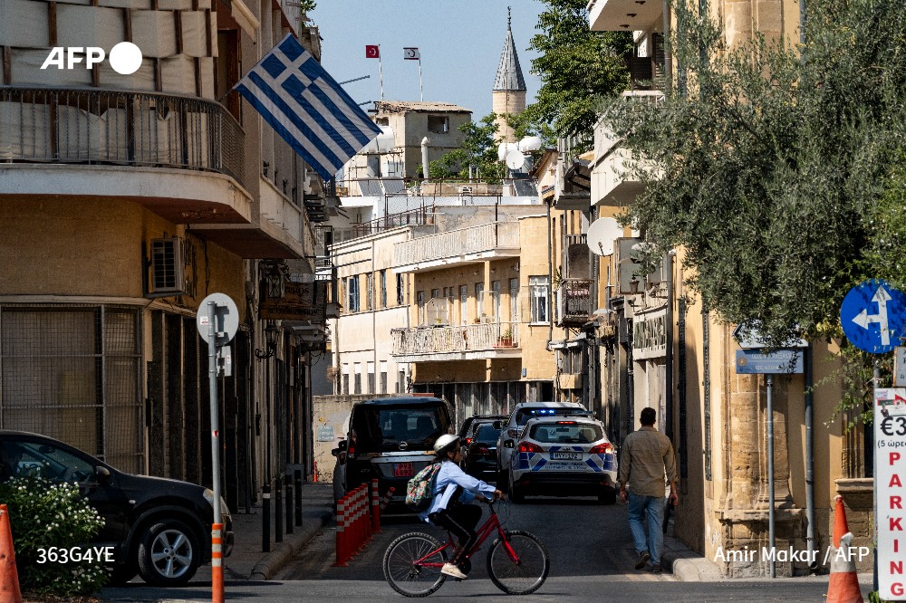 فرانس برس بالعربية tweet media