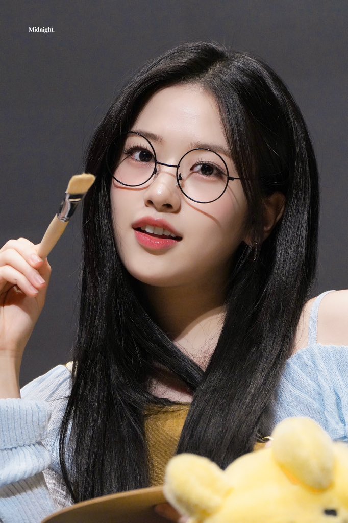 240602

#아이브 #IVE #안유진 #AnYujin #유진 #Yujin