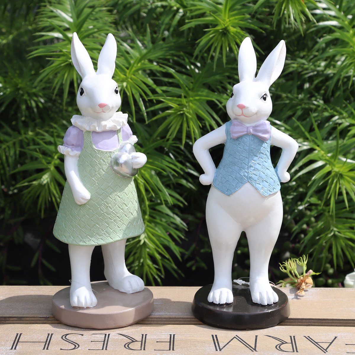 tcdecoration's tweet image. #EasterBunny #SpringHomeDecor #BunnyFigurines #TabletopOrnaments #EasterDecoration #EasterResinDecor #ResinFigurines