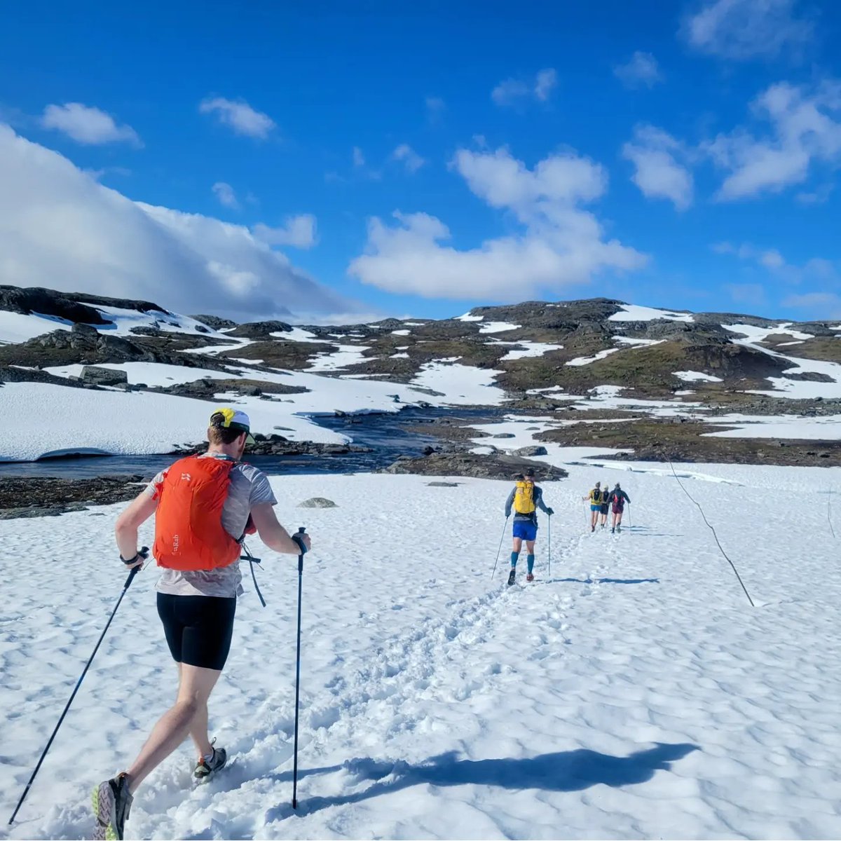 35MarathonMan's tweet photo. 🏔️ Finse to DNT Geiterygghytta

https://t.co/qPI1Rk1U8l

#norway #trailrunning #hiking #fastpack #adventure https://t.co/sv2kfjToOv