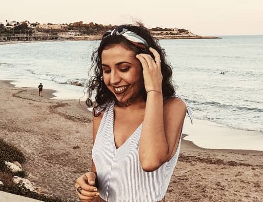 mardeletrasct's tweet photo. 𝗕𝗨𝗧 𝗦𝗛𝗘 𝗛𝗔𝗗 𝗔𝗡 𝗜𝗦𝗟𝗔𝗡𝗗. 𝗦𝗔𝗙𝗢, 𝗣𝗢𝗘𝗧𝗔 𝗖𝗟𝗔́𝗦𝗜𝗖𝗔 𝗬 𝗠𝗘𝗗𝗜𝗧𝗘𝗥𝗥𝗔́𝗡𝗘𝗔
📷Sala de Ceremonias  Palacio Consistorial
📷MARTES 16
📷20:00 h

Con @AuroraLuque3 , #anigalván @mardemusicasct 
+Info: https://t.co/B6Jk17FSD6 https://t.co/S5gHg0giXX