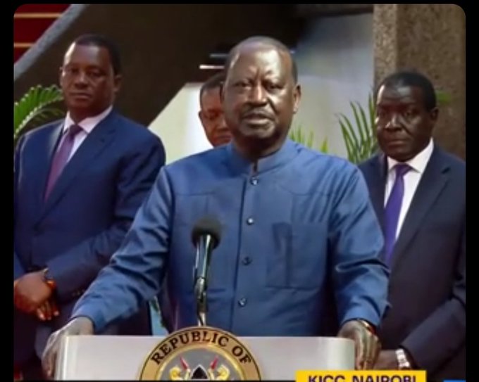 HippyBay's tweet photo. By engaging with young Kenyans, Raila Odinga is fostering a culture of dialogue that will strengthen our democracy. #TINGA Baba Amesema https://t.co/RrLeKPEbqR
