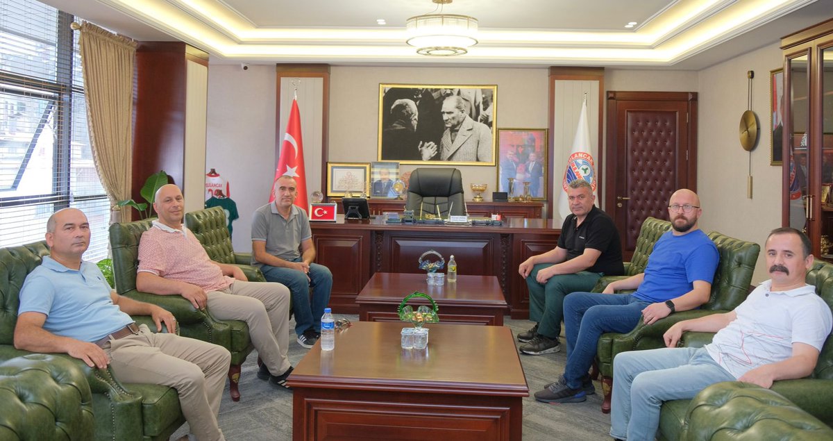 Bulancak Lokman Hekim Mesleki ve Teknik Anadolu Lisesi Müdür Yardımcısı Kemal Kadıoğlu ve öğretmen arkadaşlarımız bizleri ziyaret etti.

Kendilerine nazik ziyaretleri ve sohbetleri için teşekkür ederim.