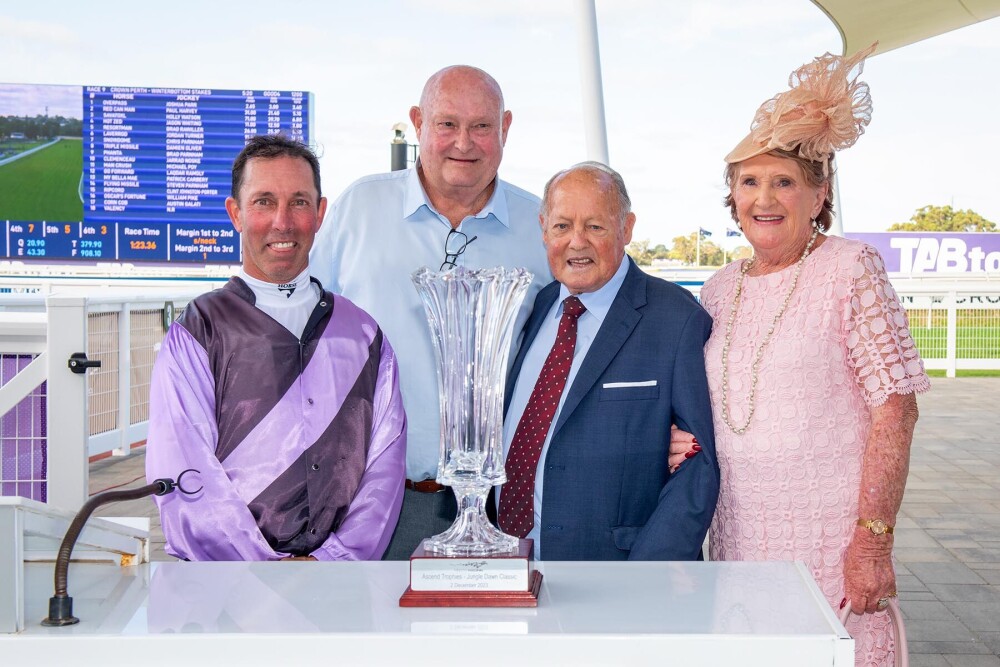 RacingWA_Tbreds's tweet image. "It's a great thrill, it's exciting."

Respected trainer Colin Webster on receiving the WA Sprit of Racing Award. rwwa.com.au/blog/colin-web…
@santassnippets @racingwa @tabtouch @tabradio @westernracepix @perthracing