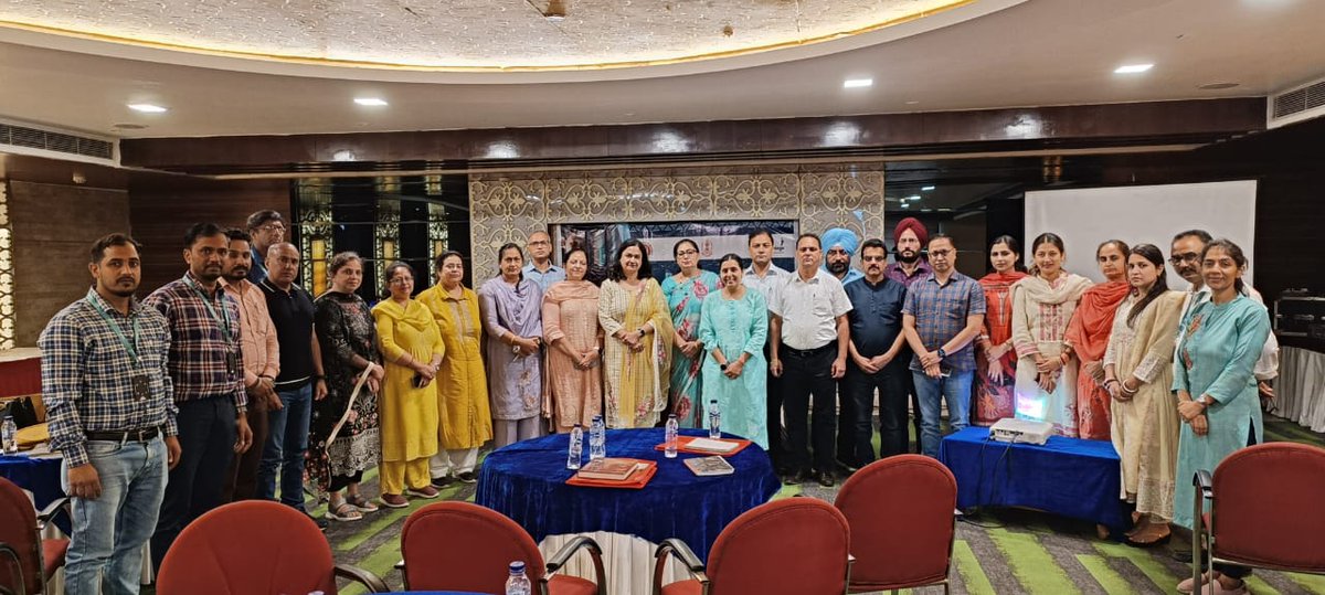 DHSPunjab's tweet photo. A one day dissemination workshop held under #Born Healthy Project by @Jhpiego for districts Gurdaspur and Taran Taran. District Nodal Officers, DFPOs, along with all block SMOs attended the workshop. https://t.co/EmOjiThquJ