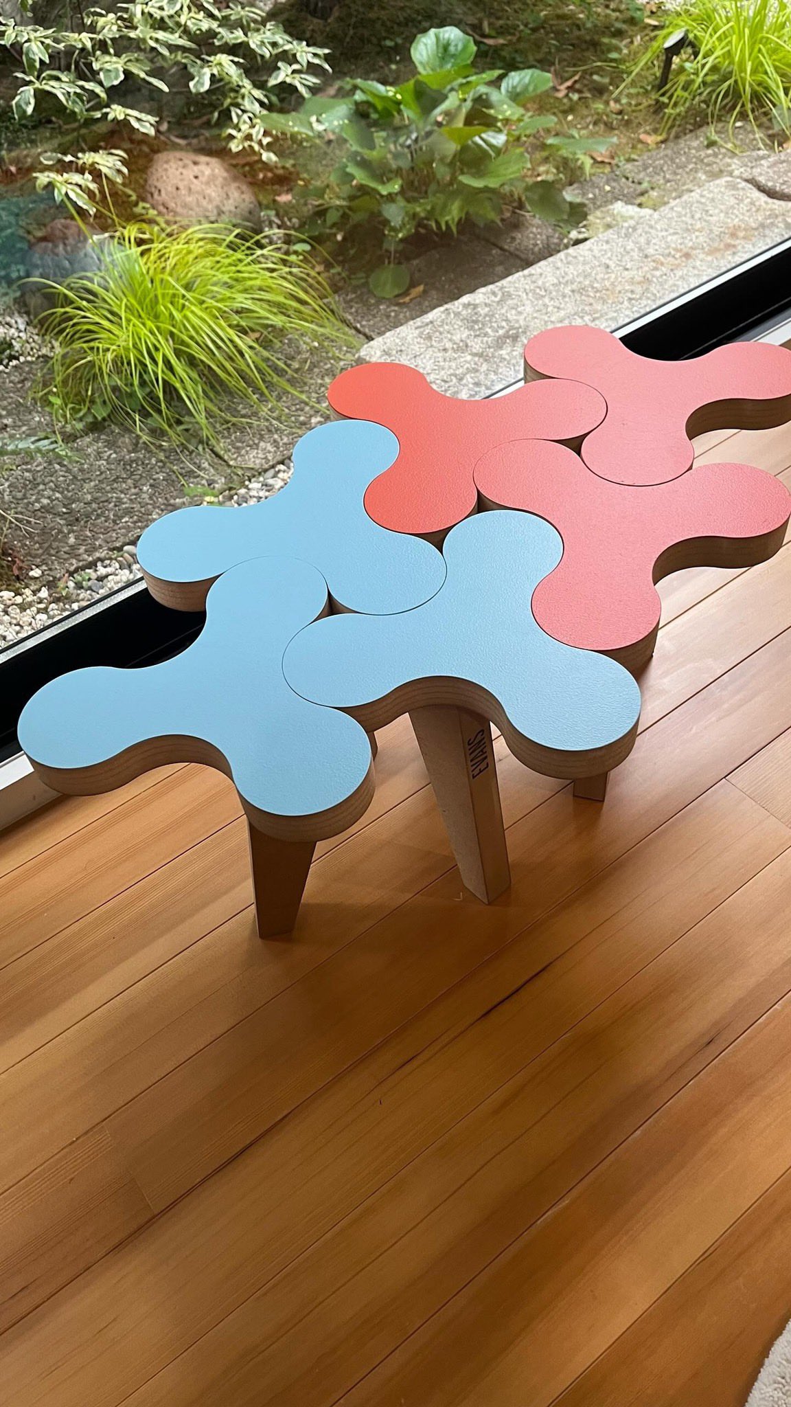 EVANS ROOVICE CLOVER STOOL MIYOSHI RUG Miyoshi Rug's