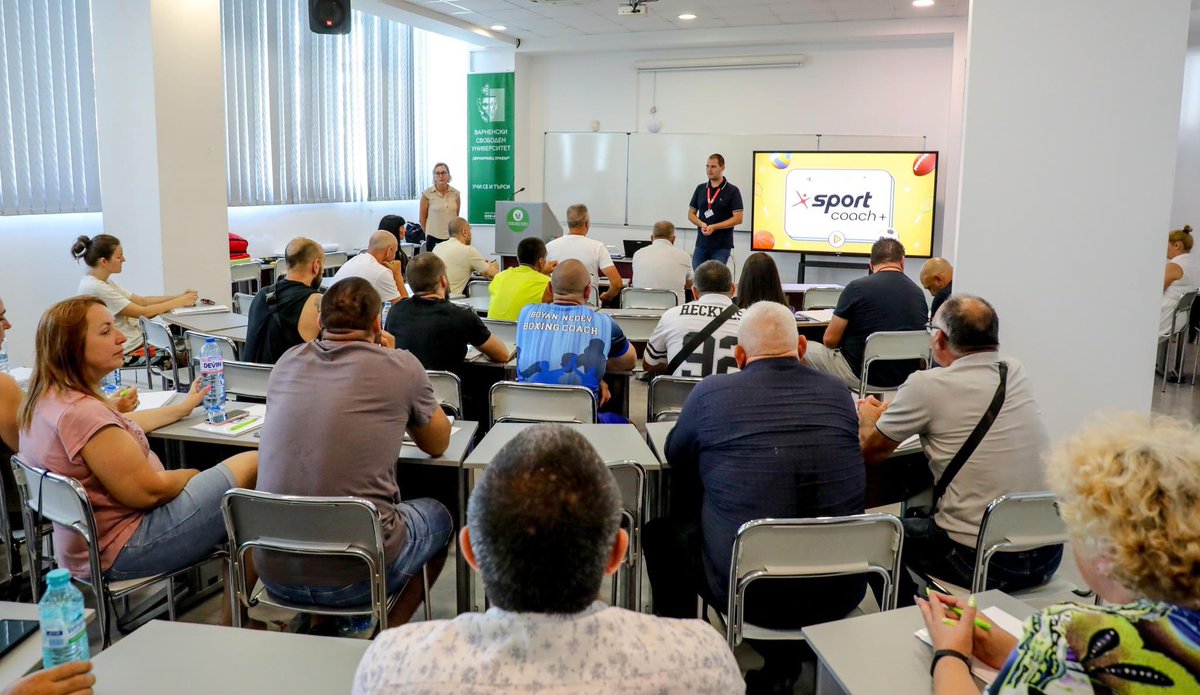 YouthRedCrossBG's tweet photo. We continue with the trainings on project “Sport Coach +” with our colleagues from @IFRC_PS_Centre and Bulgarian Olympic team in @VarnaFreeUni. 🏅

@BGRedCross https://t.co/FYFDpZtEEY
