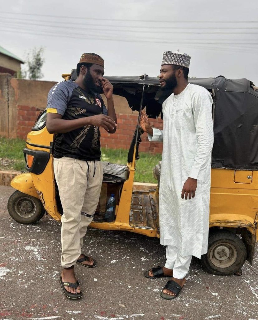 KULEEYA~KABEER 📿👌💱 tweet media