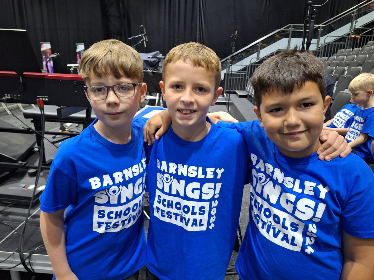 MrsRees7's tweet photo. Here at the Metrodome rehearsing for our concert.  @PrimaryBirdwell https://t.co/V7WbQQmQ0d