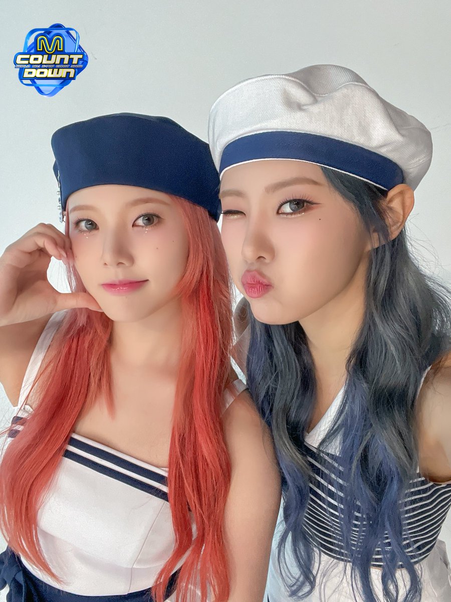 청춘이 따로 있나
반짝이는 위클리 미모가 엠카의 청춘이고 빛이고 인생이지...✨
역시 여름에는 이런 상큼 발랄 긍정 에너지 넘치는 무대 필수 시청해야지👀💕
기분도 마음도 눈도 환해지네💖
#Weeekly #위클리 #LIGHTS_ON
