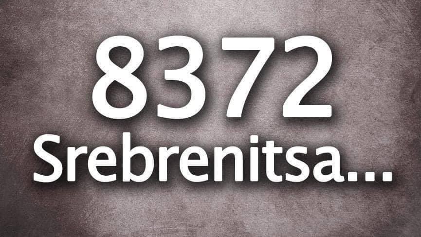 PrizrenlilerWEB's tweet photo. 29 yıl önce Srebrenitsa katliamında hayatını kaybeden Boşnak kardeşlerimize Allah'tan rahmet diliyoruz.
Bu soykırımı gerçekleştirenleri ve seyirci kalanları şiddetle kınıyoruz.

#Srebrenitsa https://t.co/RSkZBoxDve