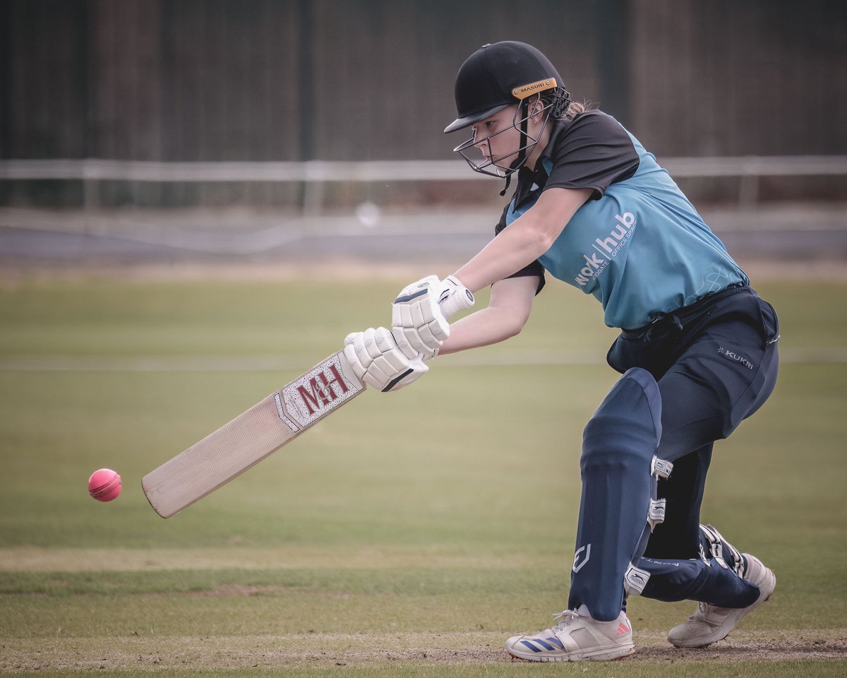 cricketyorks's tweet photo. NEW: @HarrogateCC vs @SkiptonCricket in Division 1 of the West Yorkshire Women &amp; Girls League. 

✍️ Report + photos by Mark / @caughtlight: https://t.co/NFGiiMohXN https://t.co/PkgI7JAfHI