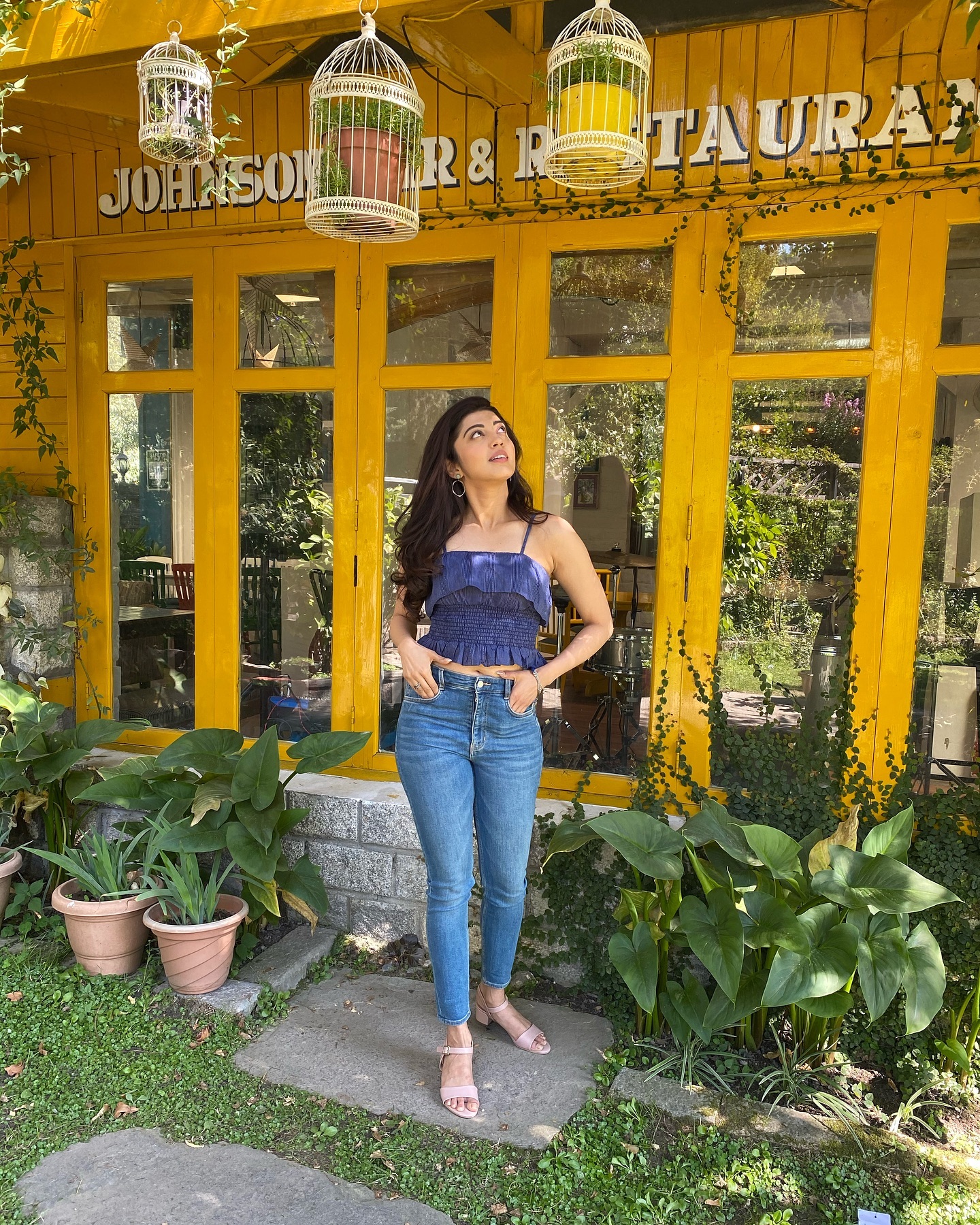 GSMc9F1a8AAHp0m?format=jpg&name=large