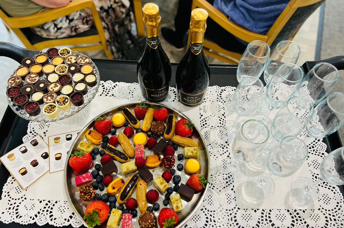MillView_CH's tweet photo. Our Chocolate tasting event went down a storm #chocolate #food #love #care #treat https://t.co/2G81K7V9su
