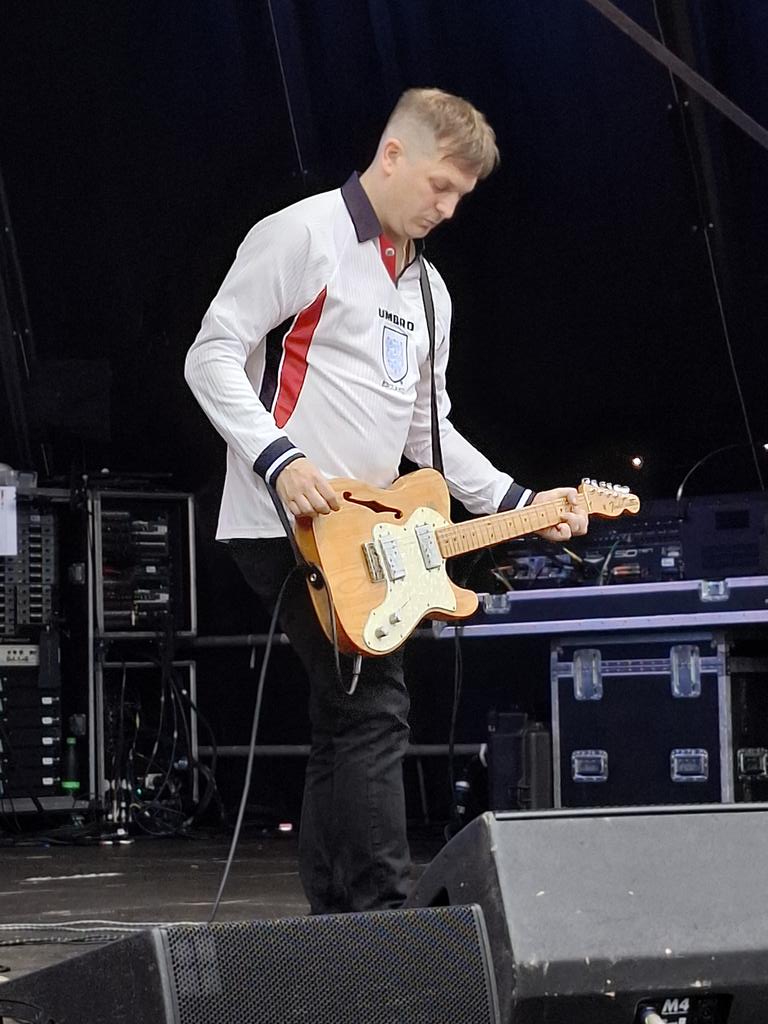 yorknick's tweet photo. @SkylightsYRA amazing set from these guys last night at #millsquare got us all in the mood for what was a fantastic night #ItsComingHome https://t.co/ffKGxq5yMa